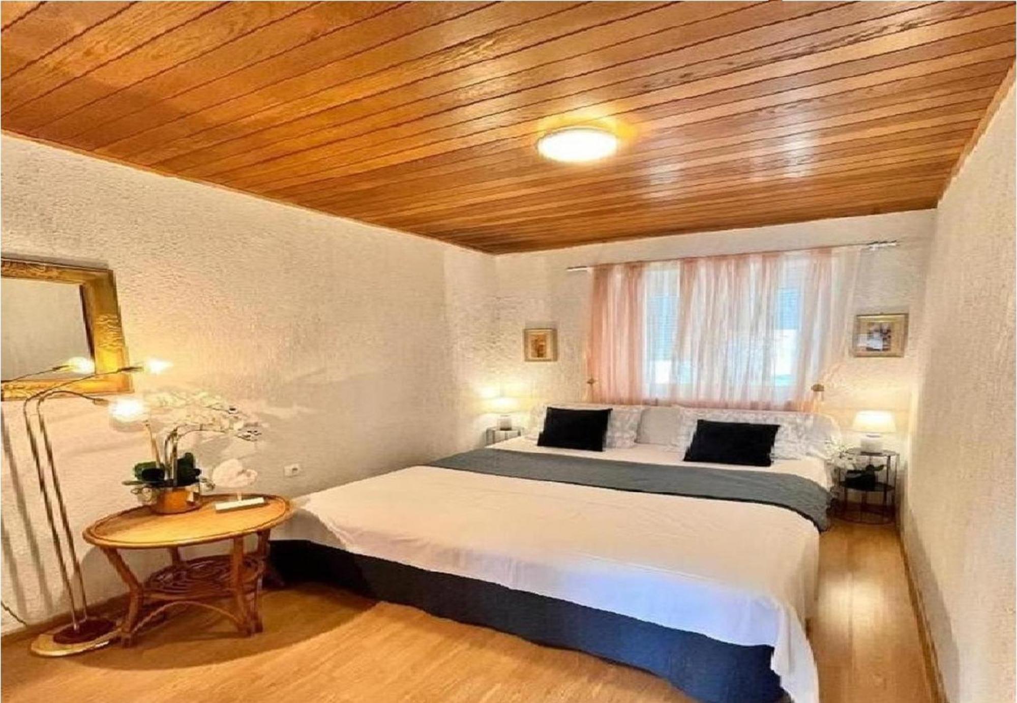 Seaside Lux Appartement Dugi Rat Buitenkant foto